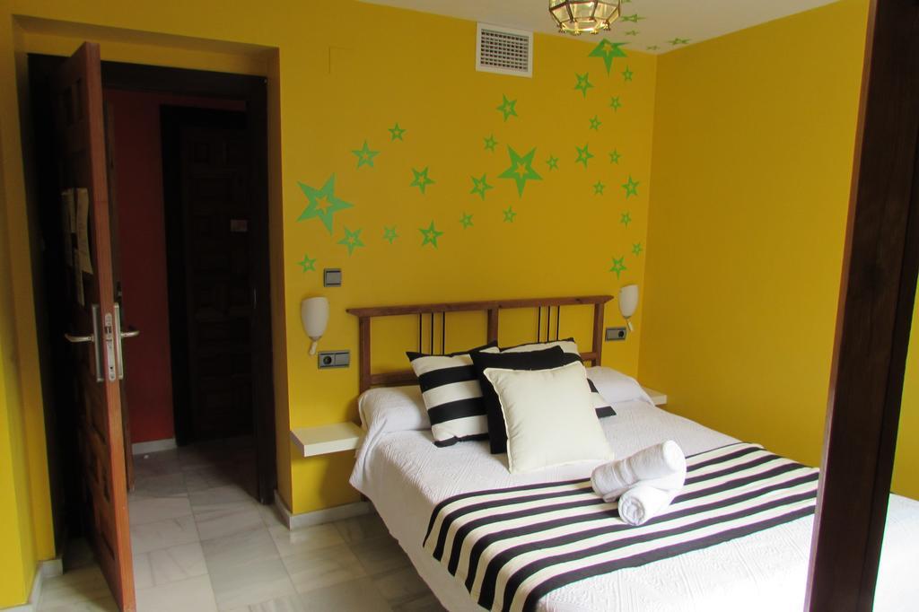 White Nest Hostel Granada Bilik gambar